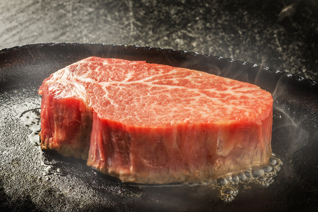 ラッピング ※ さとふるふるさと納税 下呂市 飛騨牛A5ランク サーロインステーキ 800g 牛肉 discoverydom.ru